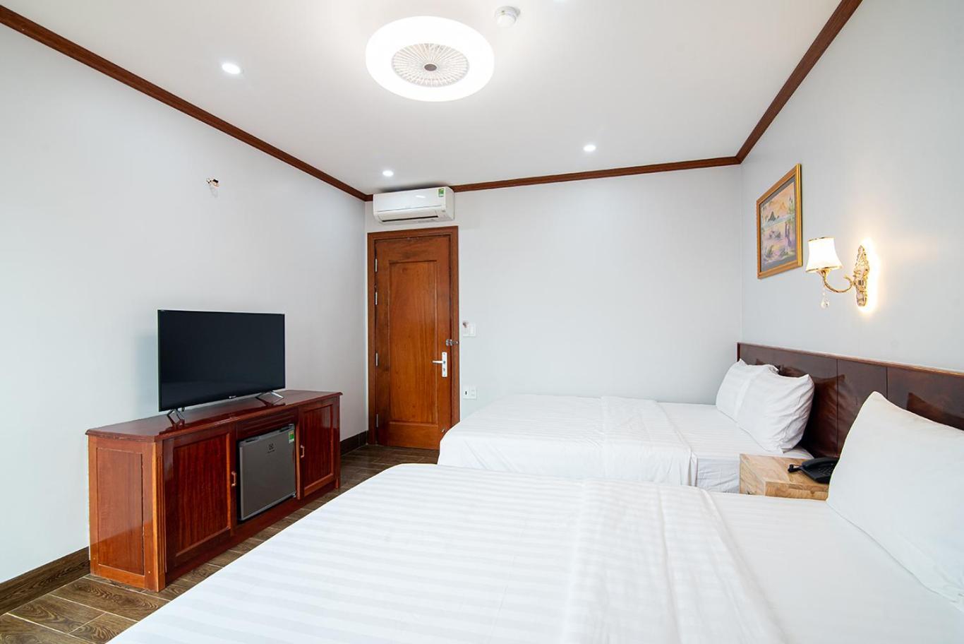 Minh Quang Hotel دونغ هوي المظهر الخارجي الصورة